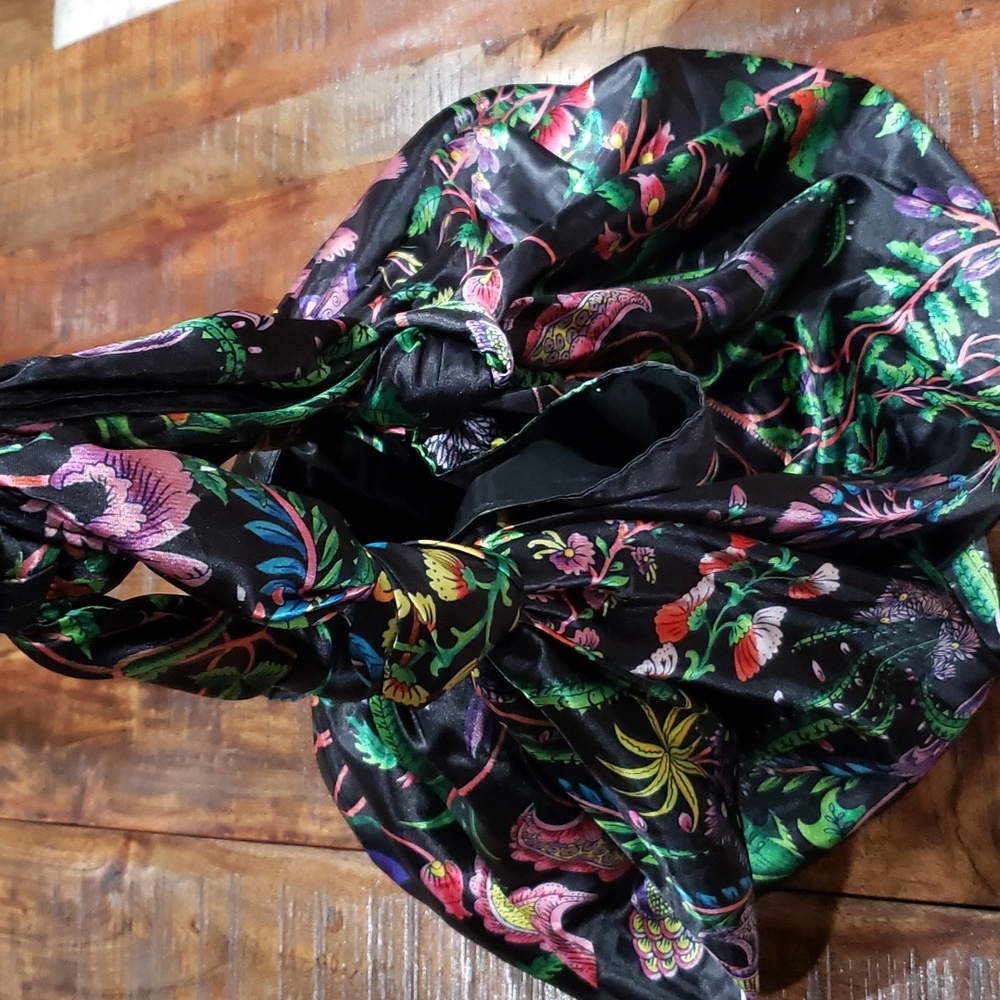 Zara knotted tie satin hobo bag - Picture 2 of 6